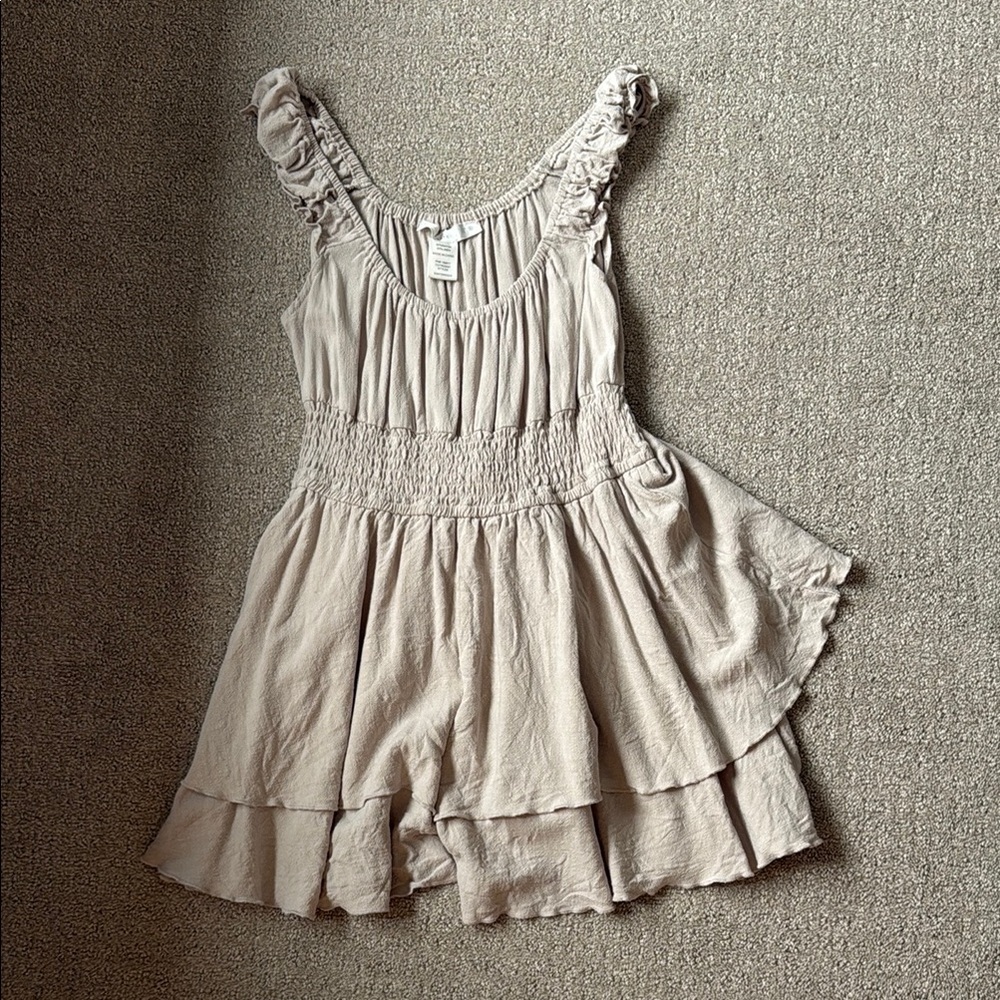 ALTRD STATE BEIGE RUFFLE ROMPER DRESS BARELY WORN